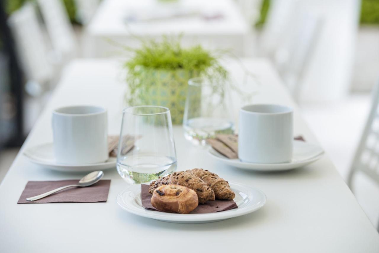 Hatelier Garda Home By Enjoy Garda Hotel Peschiera del Garda Luaran gambar
