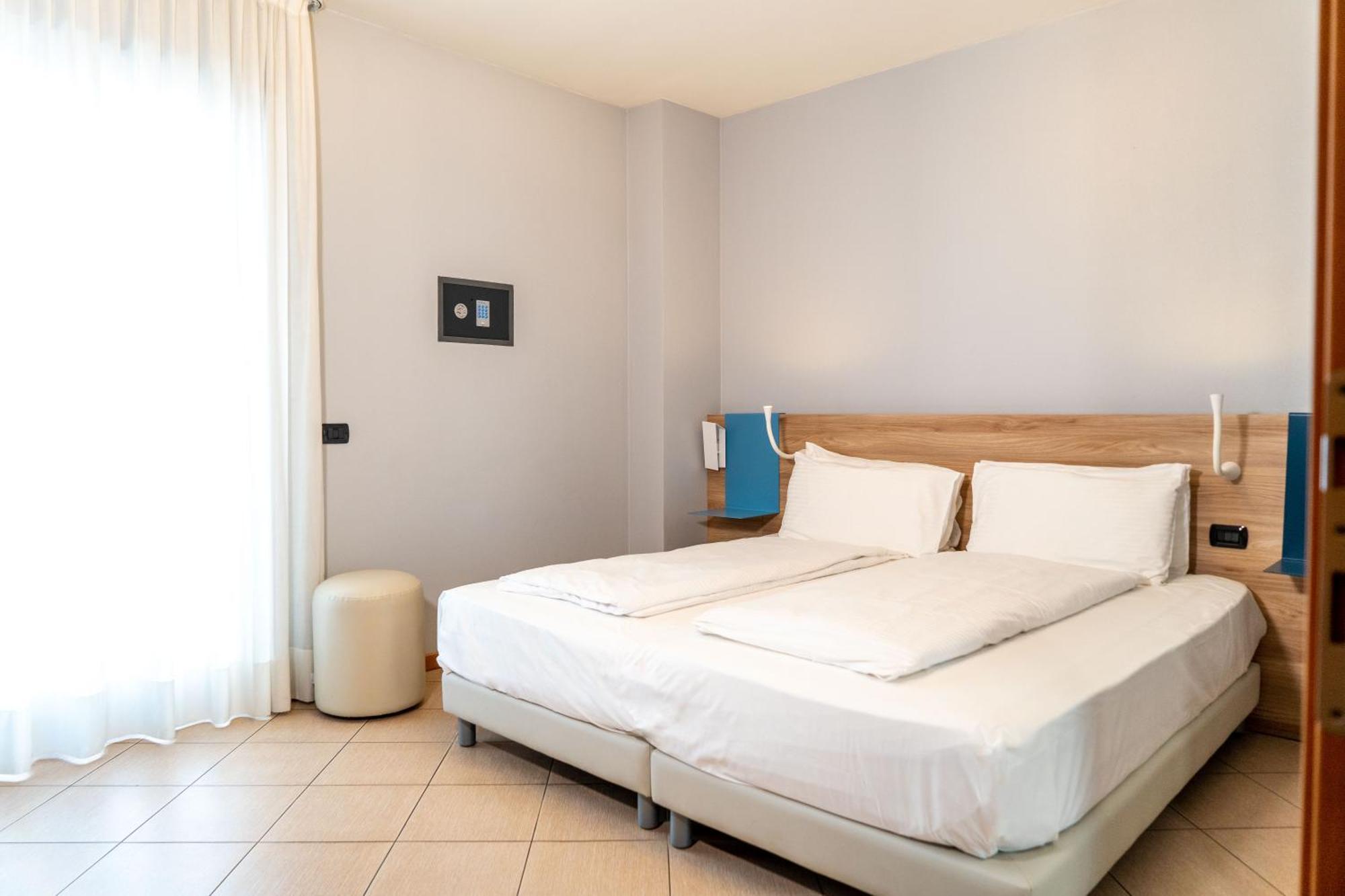 Hatelier Garda Home By Enjoy Garda Hotel Peschiera del Garda Luaran gambar
