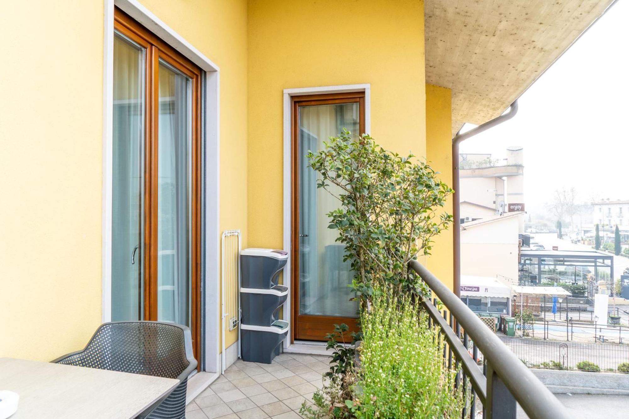 Hatelier Garda Home By Enjoy Garda Hotel Peschiera del Garda Luaran gambar