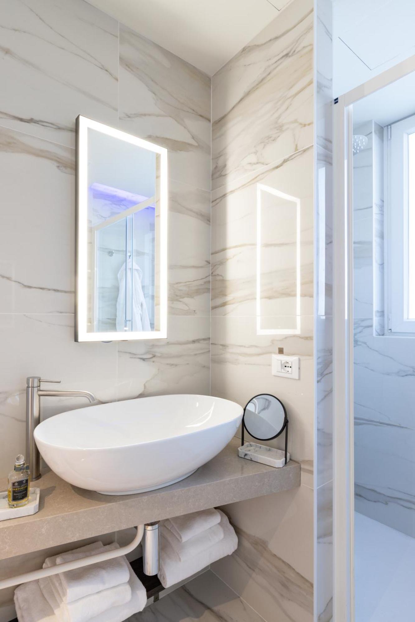 Hatelier Garda Home By Enjoy Garda Hotel Peschiera del Garda Luaran gambar