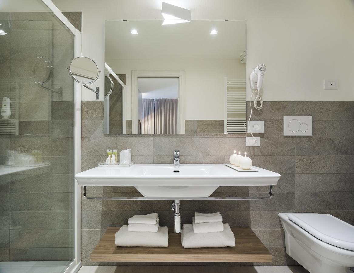 Hatelier Garda Home By Enjoy Garda Hotel Peschiera del Garda Luaran gambar